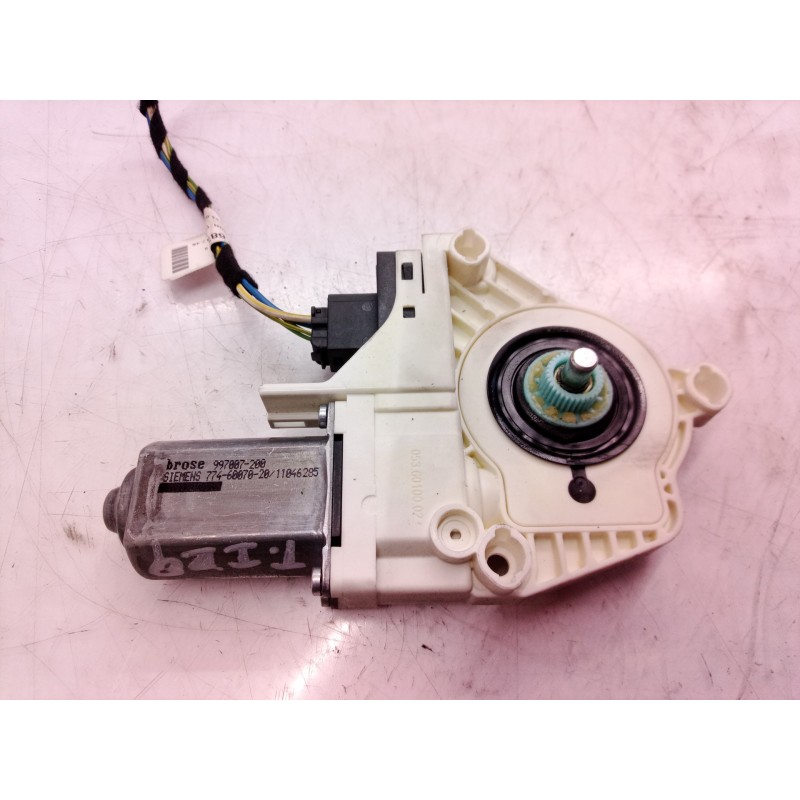 Recambio de motor elevalunas trasero izquierdo para audi a6 berlina (4f2) 3.0 tdi quattro (165kw) referencia OEM IAM 4F0959801 4