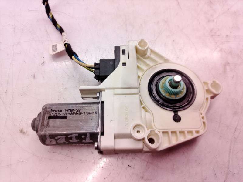 Recambio de motor elevalunas trasero izquierdo para audi a6 berlina (4f2) 3.0 tdi quattro (165kw) referencia OEM IAM 4F0959801 4