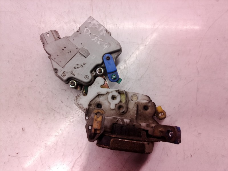 Recambio de cerradura puerta delantera izquierda para nissan terrano/terrano.ii (r20) elegance referencia OEM IAM 893530F600  