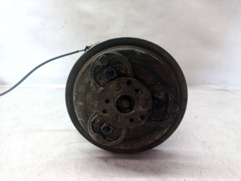 Recambio de compresor aire acondicionado para nissan terrano/terrano.ii (r20) elegance referencia OEM IAM 926000F001 926000F001 