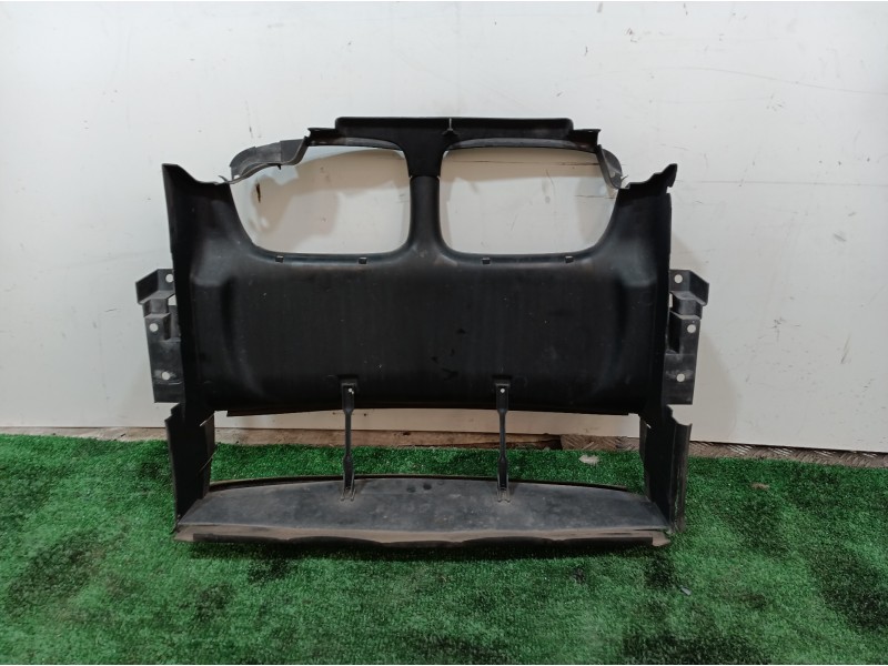 Recambio de panel frontal para bmw serie 3 berlina (e46) 318i referencia OEM IAM 8202831 8202831 8202831