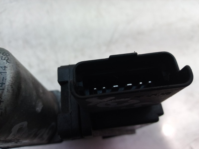 Recambio de motor elevalunas delantero izquierdo para renault laguna ii grandtour (kg0) dynamique referencia OEM IAM   