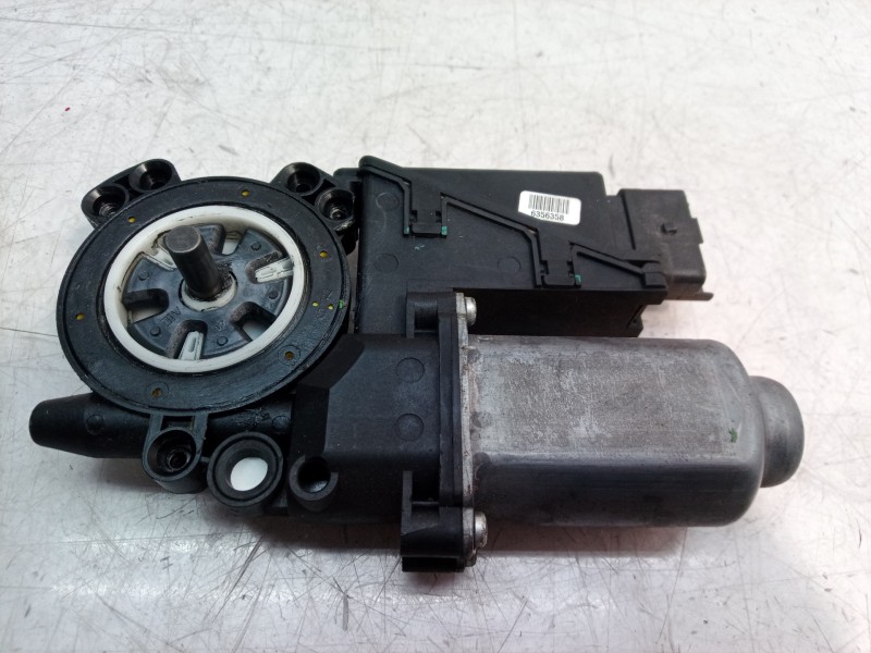 Recambio de motor elevalunas delantero izquierdo para renault laguna ii grandtour (kg0) dynamique referencia OEM IAM   