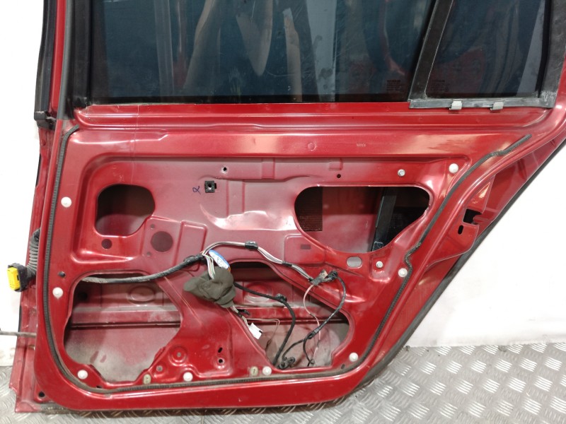 Recambio de puerta trasera derecha para renault laguna ii grandtour (kg0) dynamique referencia OEM IAM 7751471663 7751471663 775