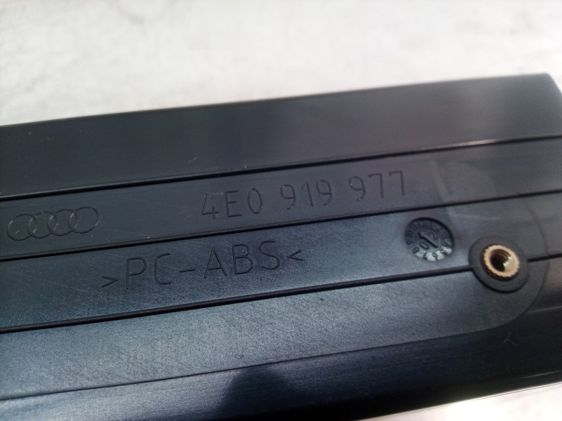 Recambio de sistema navegacion gps para audi a8 (4e2) 3.7 quattro referencia OEM IAM 4E0919977 4E0919977 4E0919977