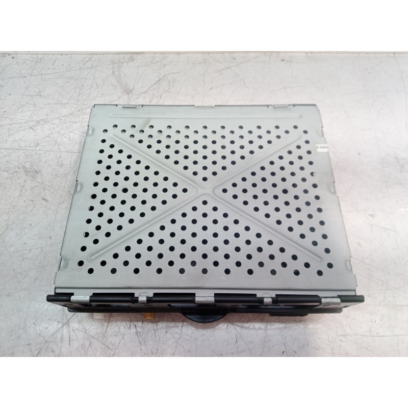 Recambio de sistema audio / radio cd para audi a8 (4e2) 3.7 quattro referencia OEM IAM 4E0035541 4E0035541 4E0910541