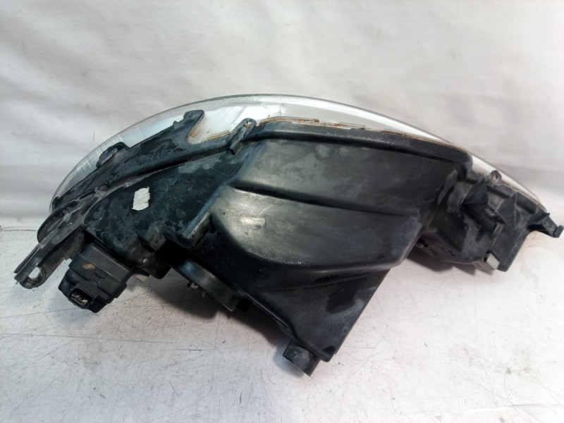 Recambio de faro derecho para peugeot 206 berlina e-music referencia OEM IAM 89005131 89005131 89005131