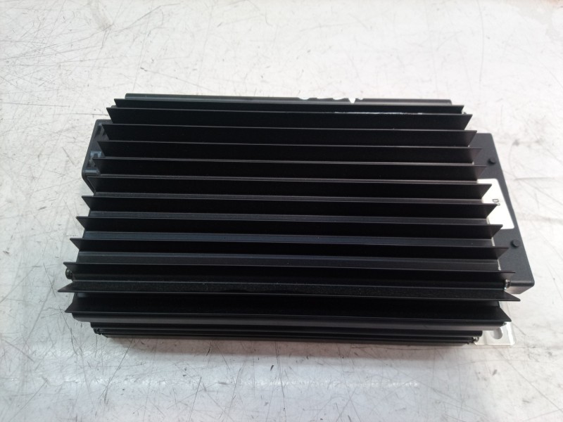 Recambio de sistema audio / radio cd para audi a8 (4e2) 3.7 quattro referencia OEM IAM 4E0035223A 4E0035223 4E0910223