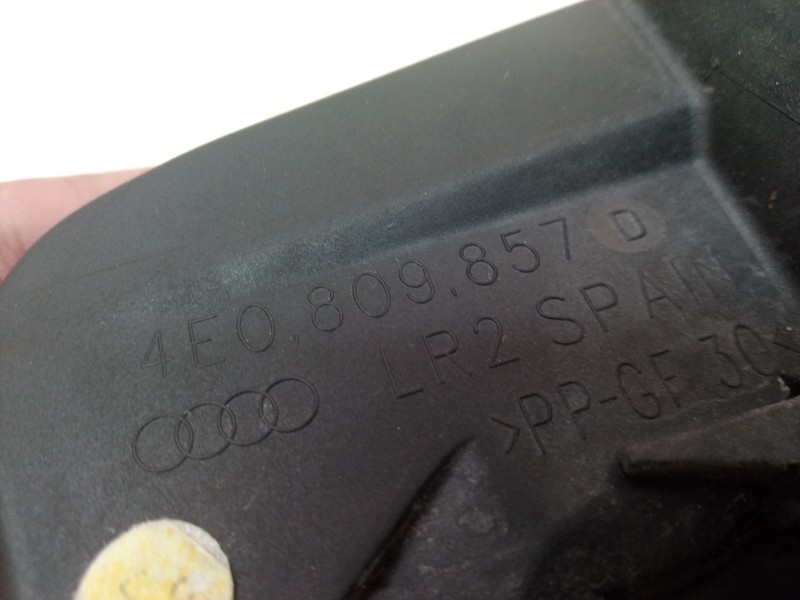 Recambio de tapa exterior combustible para audi a8 (4e2) 3.7 quattro referencia OEM IAM 4E0809857 4E0809857 4E0809857