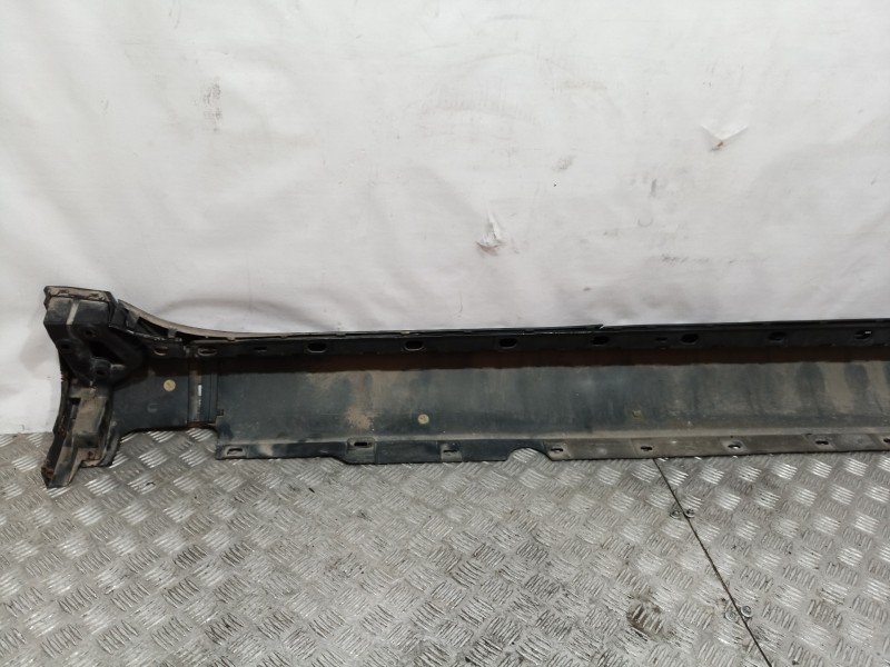 Recambio de estribos laterales para audi a8 (4e2) 3.7 quattro referencia OEM IAM   