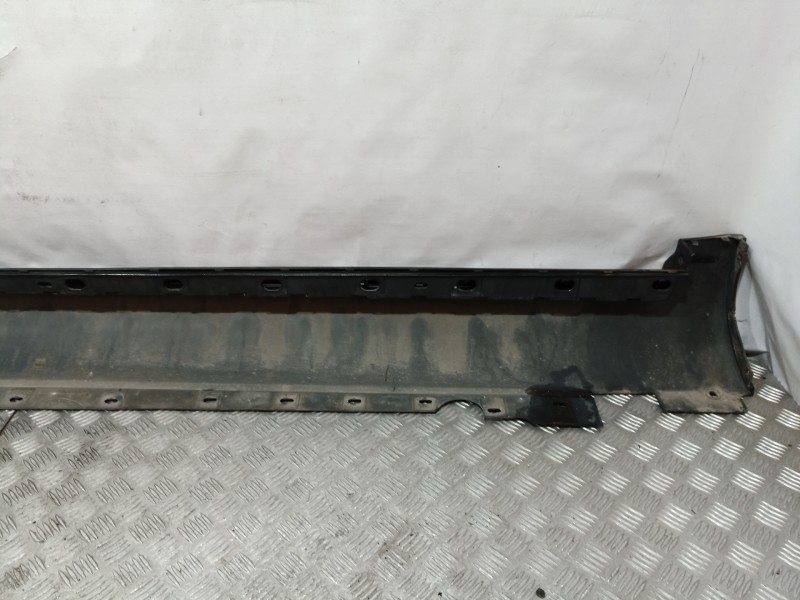 Recambio de estribos laterales para audi a8 (4e2) 3.7 quattro referencia OEM IAM   