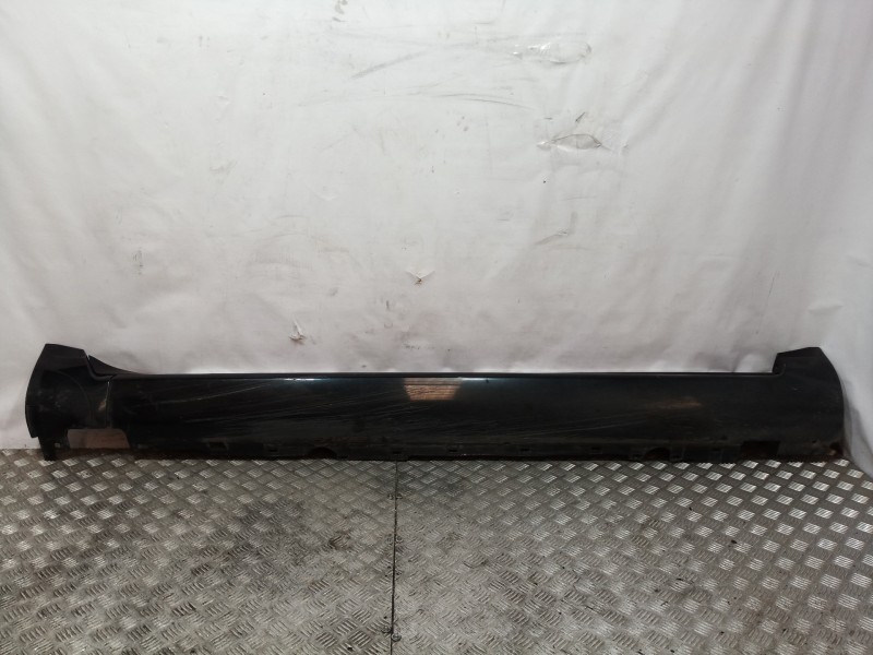 Recambio de estribos laterales para audi a8 (4e2) 3.7 quattro referencia OEM IAM   