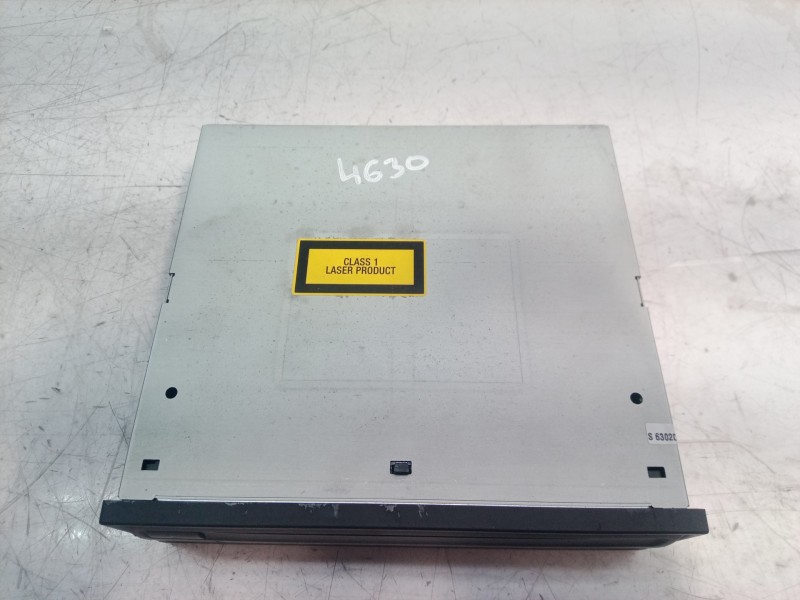 Recambio de sistema audio / radio cd para audi a8 (4e2) 3.7 quattro referencia OEM IAM 4E0910119 4E0910119 4E0910119