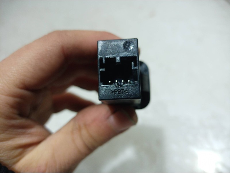 Recambio de interruptor para audi a3 sportback (8p) 1.9 tdi attraction referencia OEM IAM   