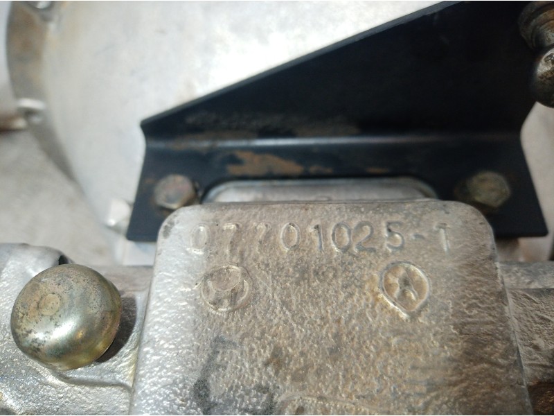 Recambio de caja cambios para nissan l-35.08 referencia OEM IAM 07701025 07701025 07701025