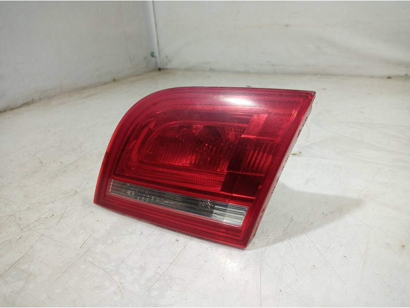 Recambio de piloto trasero derecho interior para audi a3 sportback (8p) 1.9 tdi attraction referencia OEM IAM 8P4945258 8P494525
