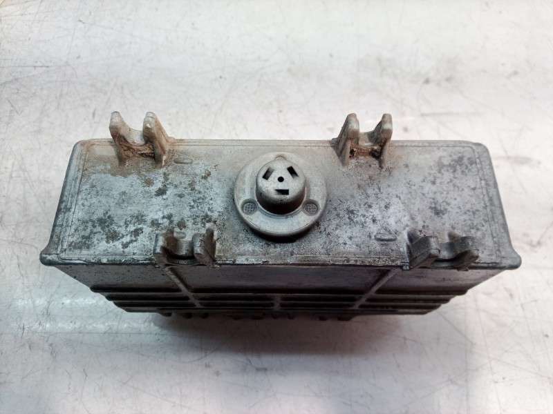 Recambio de centralita motor uce para seat ibiza (6k) básico referencia OEM IAM 6K0906027 6K0906027 0261204593