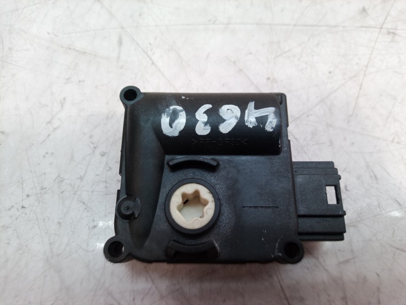 Recambio de valvula intercambio de calefaccion para audi a8 (4e2) 3.7 quattro referencia OEM IAM 0132801323 0132801323 4E0820511