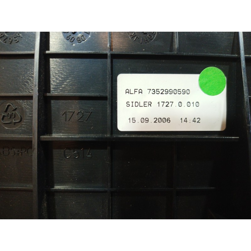 Recambio de cenicero para alfa romeo 147 (190) 1.9 jtd 120 collezione referencia OEM IAM 7352990590 7352990590 7352990590