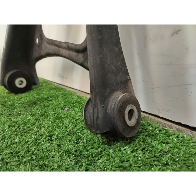 Recambio de brazo suspension inferior trasero derecho para volkswagen touareg (7p6) v6 tdi bluemotion premium referencia OEM IAM