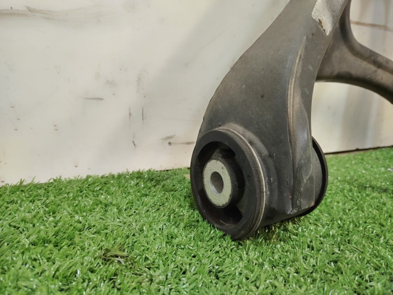 Recambio de brazo suspension inferior trasero derecho para volkswagen touareg (7p6) v6 tdi bluemotion premium referencia OEM IAM