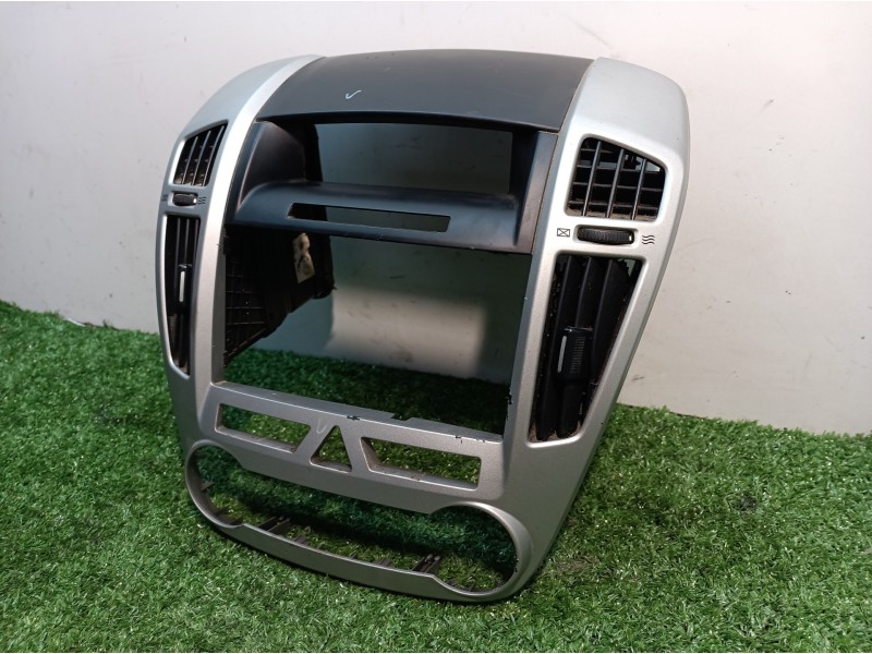 Recambio de rejilla aireadora para kia cee´d emotion referencia OEM IAM 974101H000 974101H000 974101H000