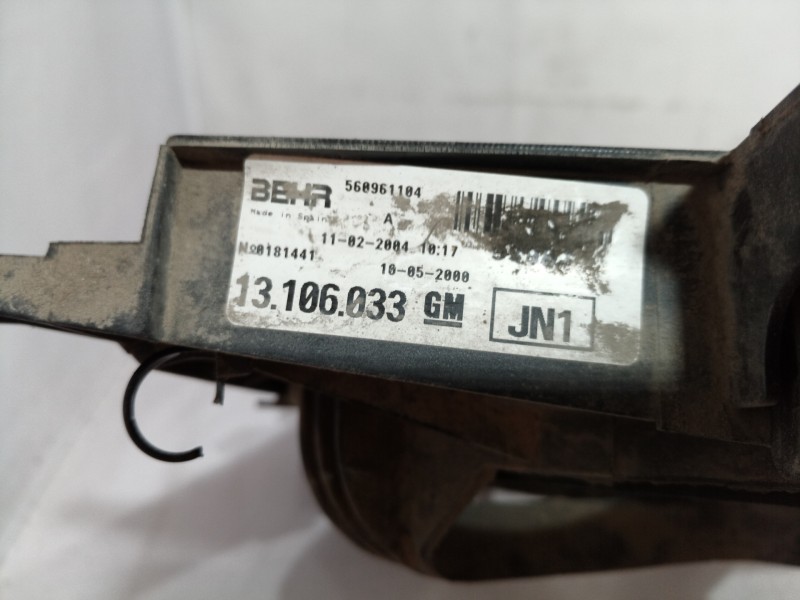 Recambio de electroventilador para opel corsa c sri referencia OEM IAM 13106033 13106033 13106033