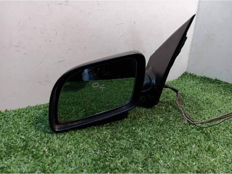 Recambio de retrovisor izquierdo para volkswagen polo (9n1) referencia OEM IAM   