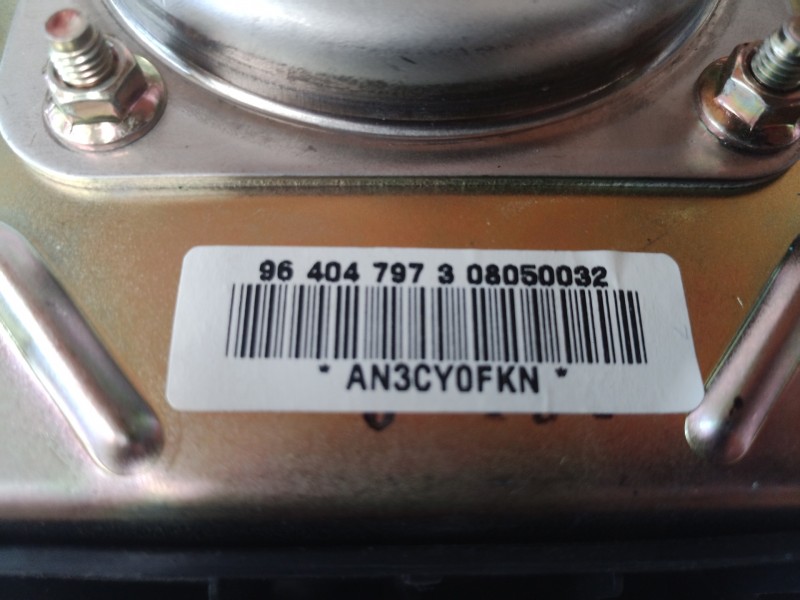 Recambio de airbag volante para daewoo nubira berlina se referencia OEM IAM 96404797 96404797 96404797