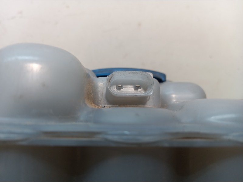 Recambio de deposito expansion para volkswagen touareg (7p6) v6 tdi bluemotion premium referencia OEM IAM 7P0121407B 7P0121407B 