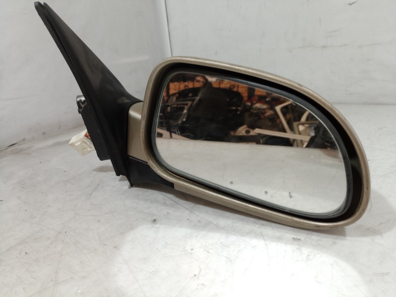 Recambio de retrovisor derecho para daewoo nubira berlina se referencia OEM IAM 015758 015758 015758
