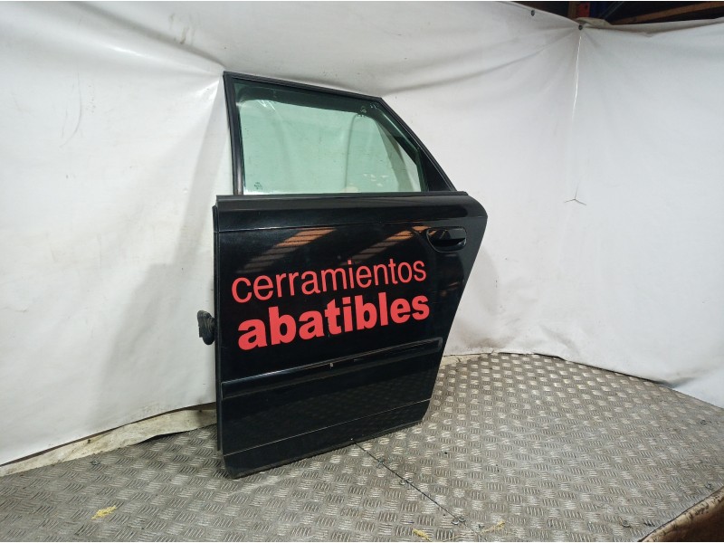 Recambio de puerta trasera izquierda para audi a4 avant (8e) 2.5 tdi (120kw) referencia OEM IAM   