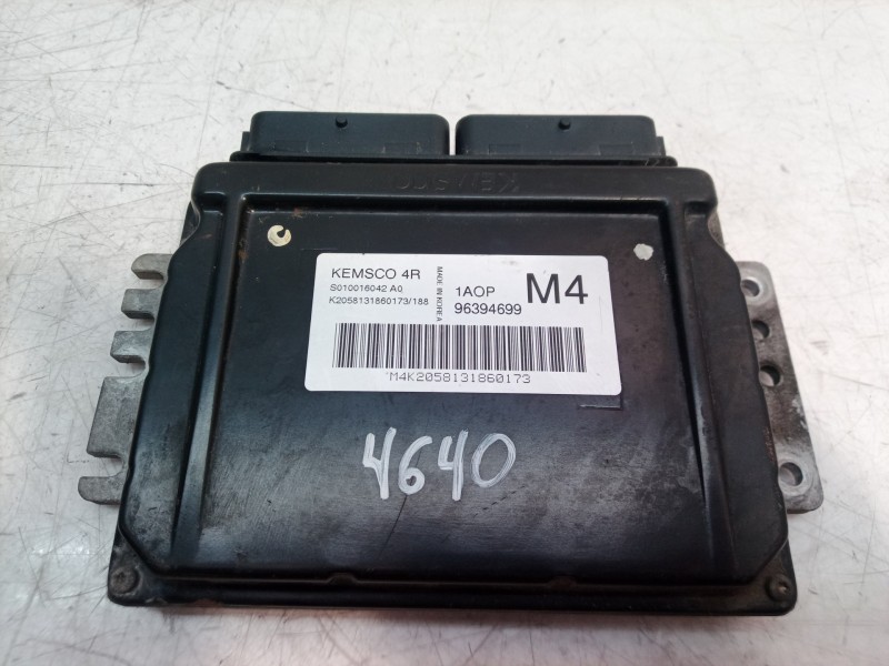 Recambio de centralita motor uce para daewoo nubira berlina se referencia OEM IAM 96394699 96394699 96394699