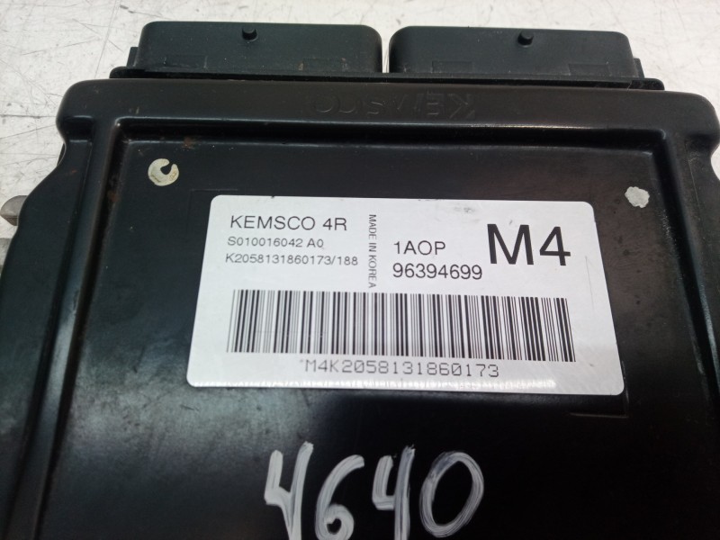 Recambio de centralita motor uce para daewoo nubira berlina se referencia OEM IAM 96394699 96394699 96394699