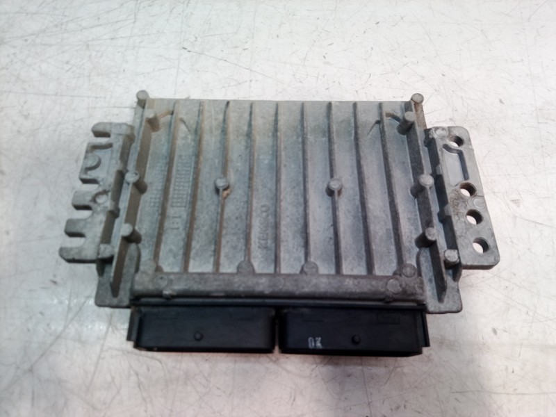 Recambio de centralita motor uce para daewoo nubira berlina se referencia OEM IAM 96394699 96394699 96394699