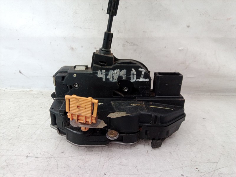 Recambio de cerradura puerta delantera izquierda para chevrolet aveo berlina hatchback ltz referencia OEM IAM 3023881LH2 3023881