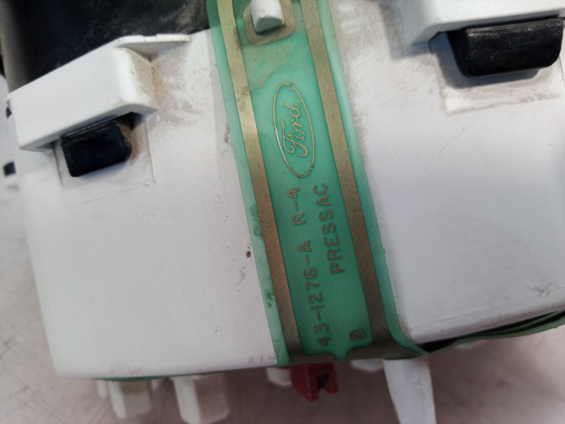 Recambio de cuadro instrumentos para ford ka (ccq) 2 collection referencia OEM IAM 10C956AC 10C956AC 10C956