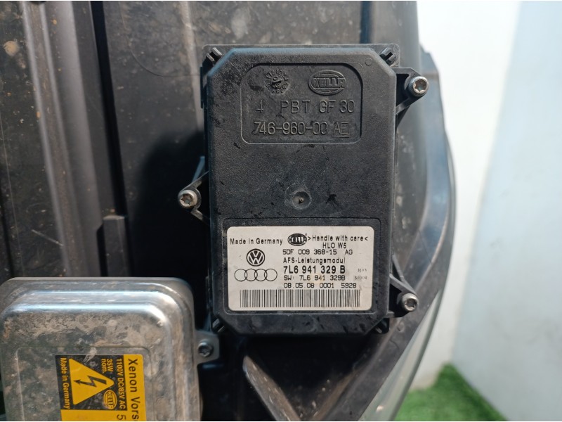 Recambio de faro xenon derecho para volkswagen tiguan (5n1) 2.0 tdi referencia OEM IAM 5N1941032K 5DV00900000 74696000AE