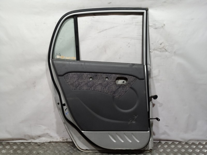 Recambio de puerta trasera izquierda para hyundai atos prime (mx) gls (2003) referencia OEM IAM   