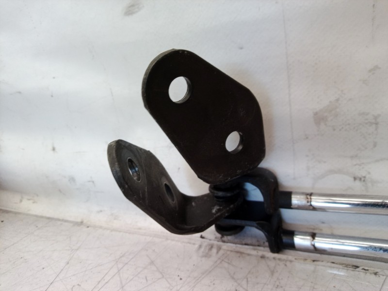 Recambio de amortiguadores maletero / porton para mazda demio (dw) 1.5 collection referencia OEM IAM   