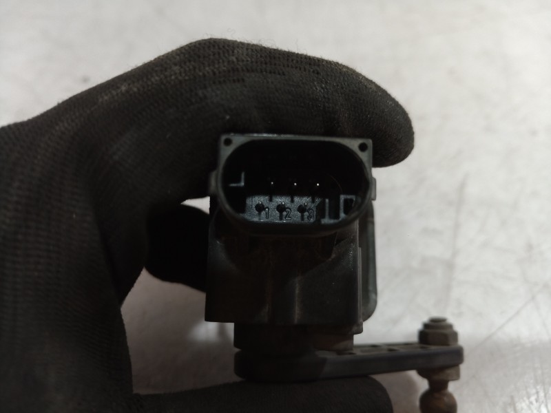 Recambio de motor regulacion faros para bmw x3 (e83) 2.0d referencia OEM IAM 1093698 1093698 1093698