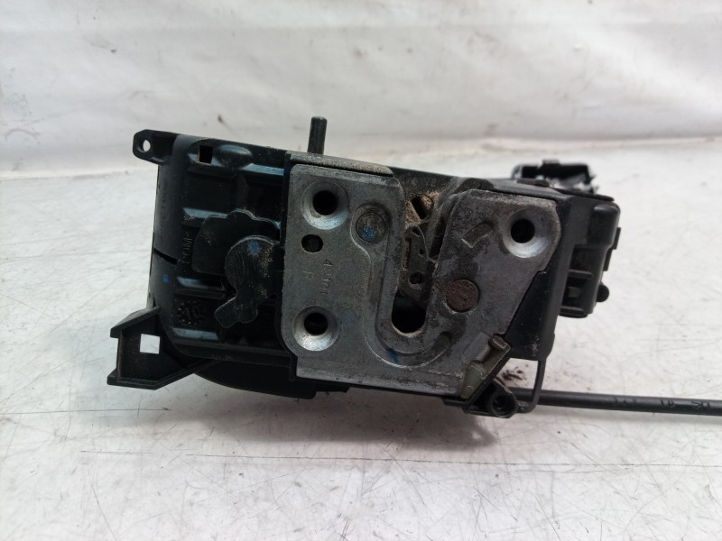 Recambio de cerradura puerta trasera derecha para renault clio iii authentique referencia OEM IAM   