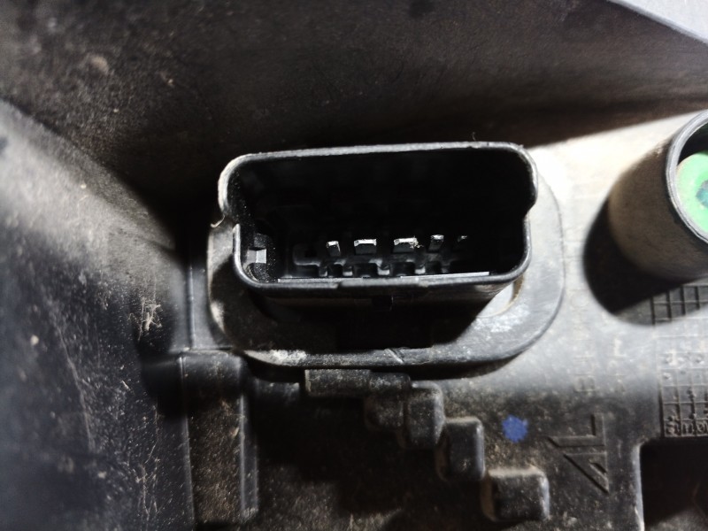 Recambio de piloto trasero izquierdo para renault clio iii authentique referencia OEM IAM 26110102 26110102 26110102