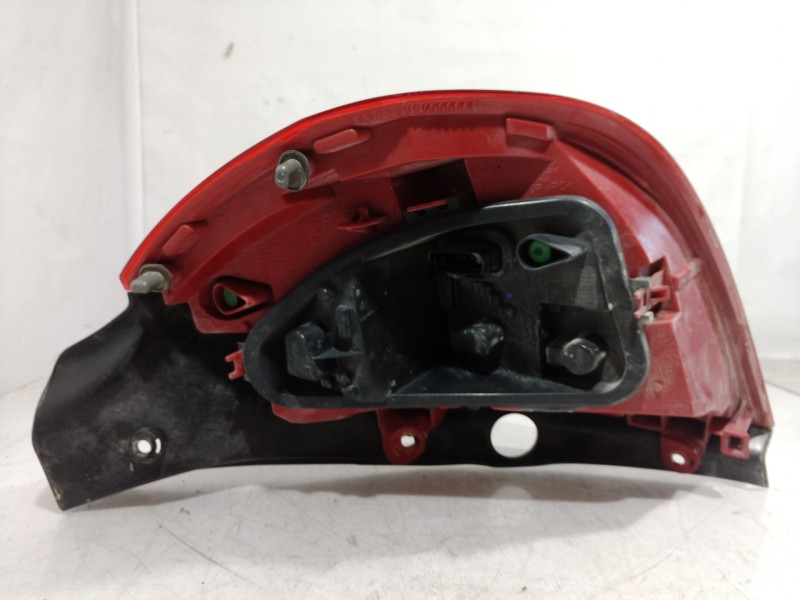 Recambio de piloto trasero izquierdo para renault clio iii authentique referencia OEM IAM 26110102 26110102 26110102