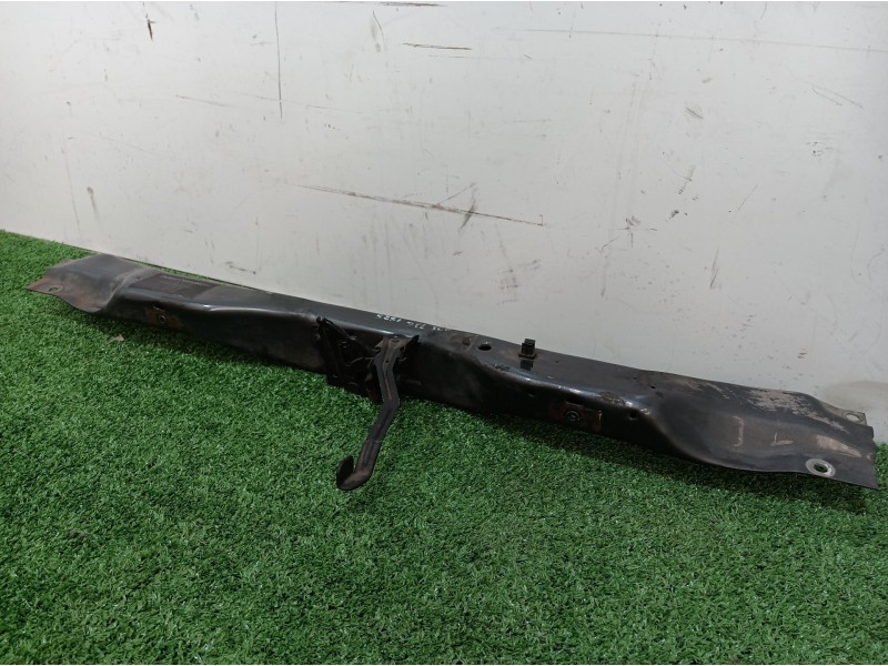 Recambio de travesaño superior para chrysler grand voyager limited referencia OEM IAM   