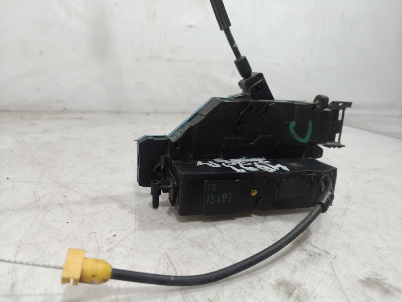 Recambio de cerradura puerta trasera derecha para peugeot 207 confort referencia OEM IAM 24099158 24099158 24099158