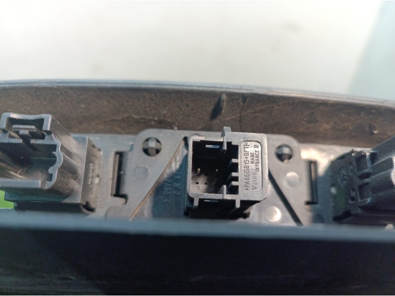 Recambio de warning para peugeot 307 (s1) xr referencia OEM IAM 9634505077 9634505077 9634505077