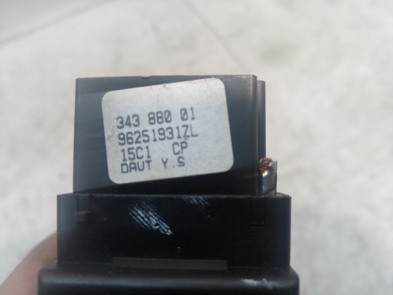 Recambio de mando multifuncion para citroën xsara berlina 1.6 16v tonic referencia OEM IAM 34388001 34388001 34388001