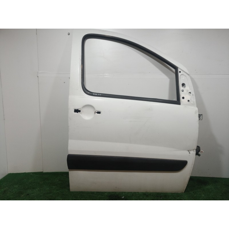 Recambio de puerta delantera derecha para citroën jumpy hdi 120 atlante combi referencia OEM IAM   