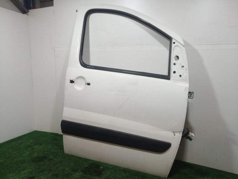 Recambio de puerta delantera derecha para citroën jumpy hdi 120 atlante combi referencia OEM IAM   
